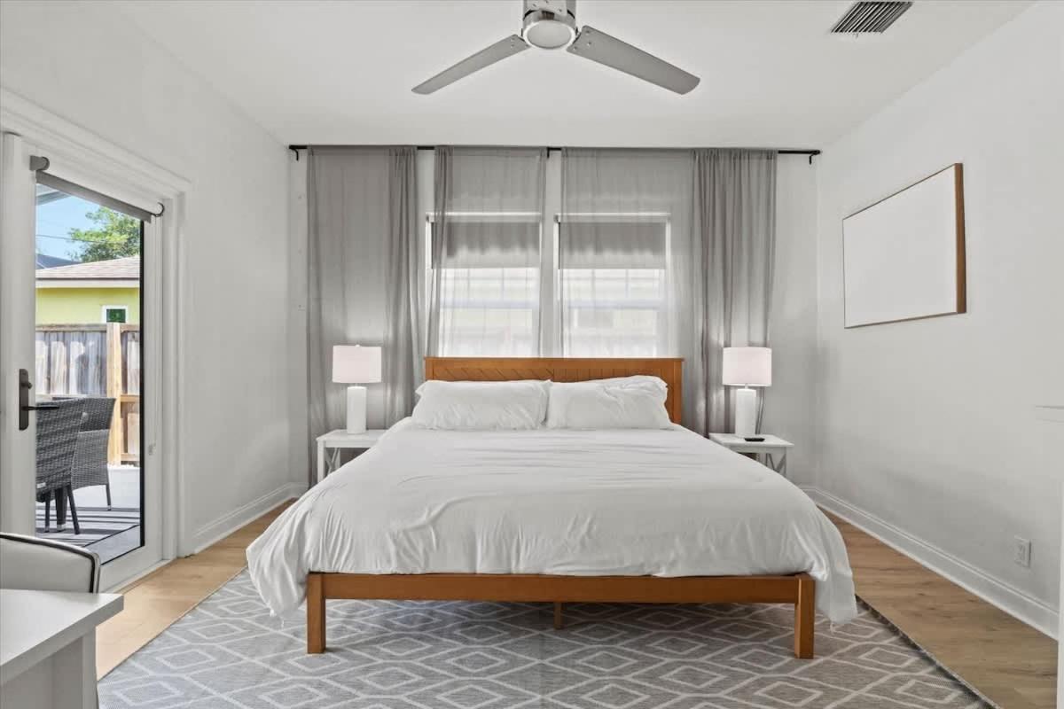 Palm Haven Heated Pool And Patio Near Downtown *